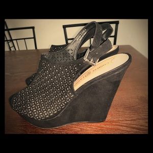 Size 10 Wedges Black